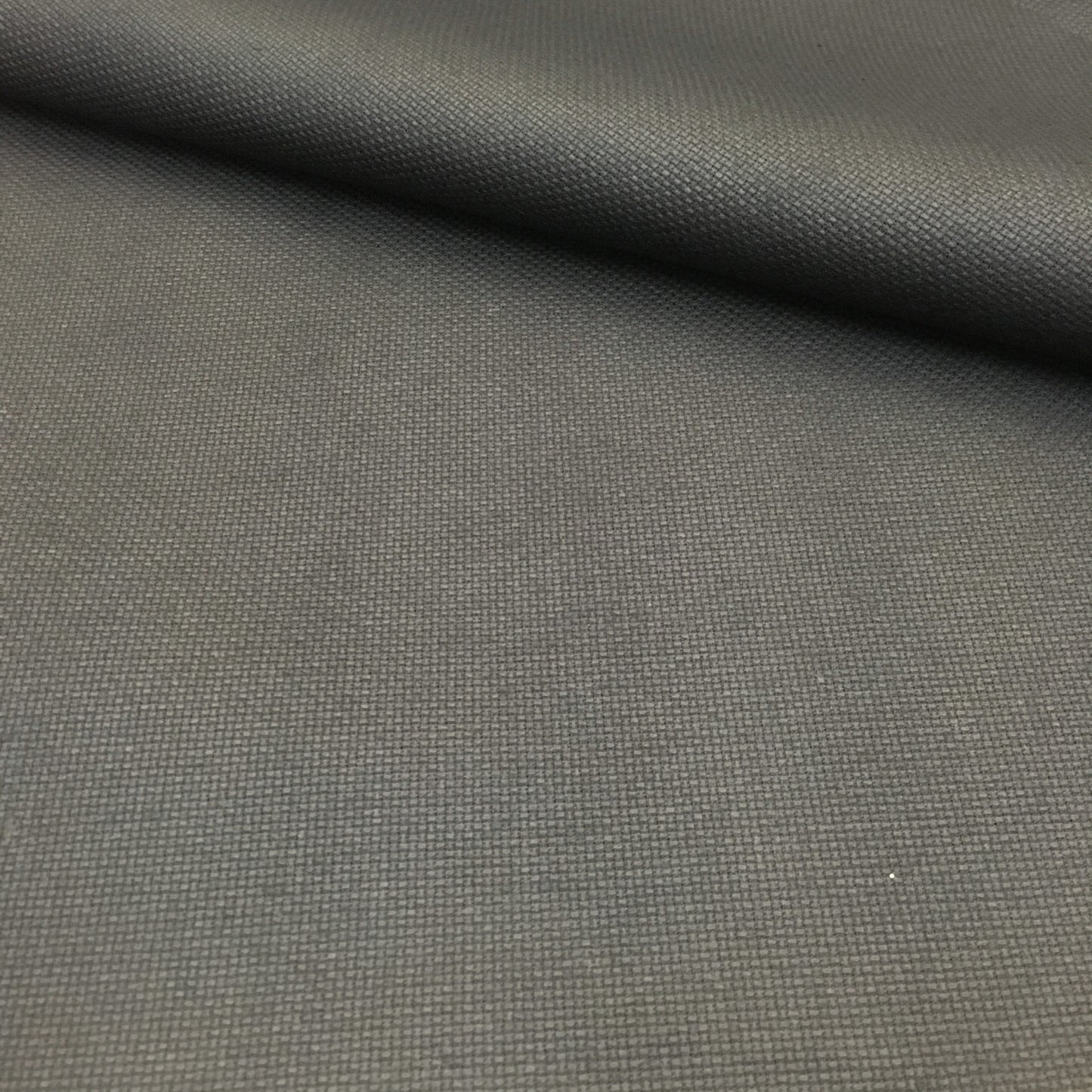 Tela para Punto de Cruz | 75cm x 50cm | Negro