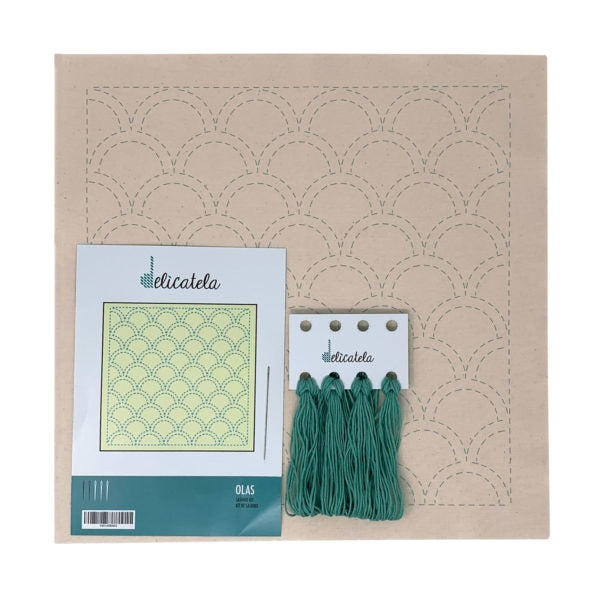 Sashiko | Kit de bordado Japonés | Diseño Olas | Color Beige