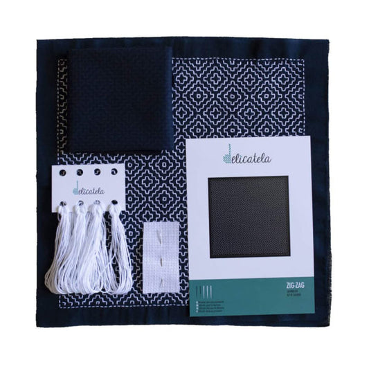 Sashiko | Kit de bordado Japonés | Diseño ZigZag | Color Azul índigo